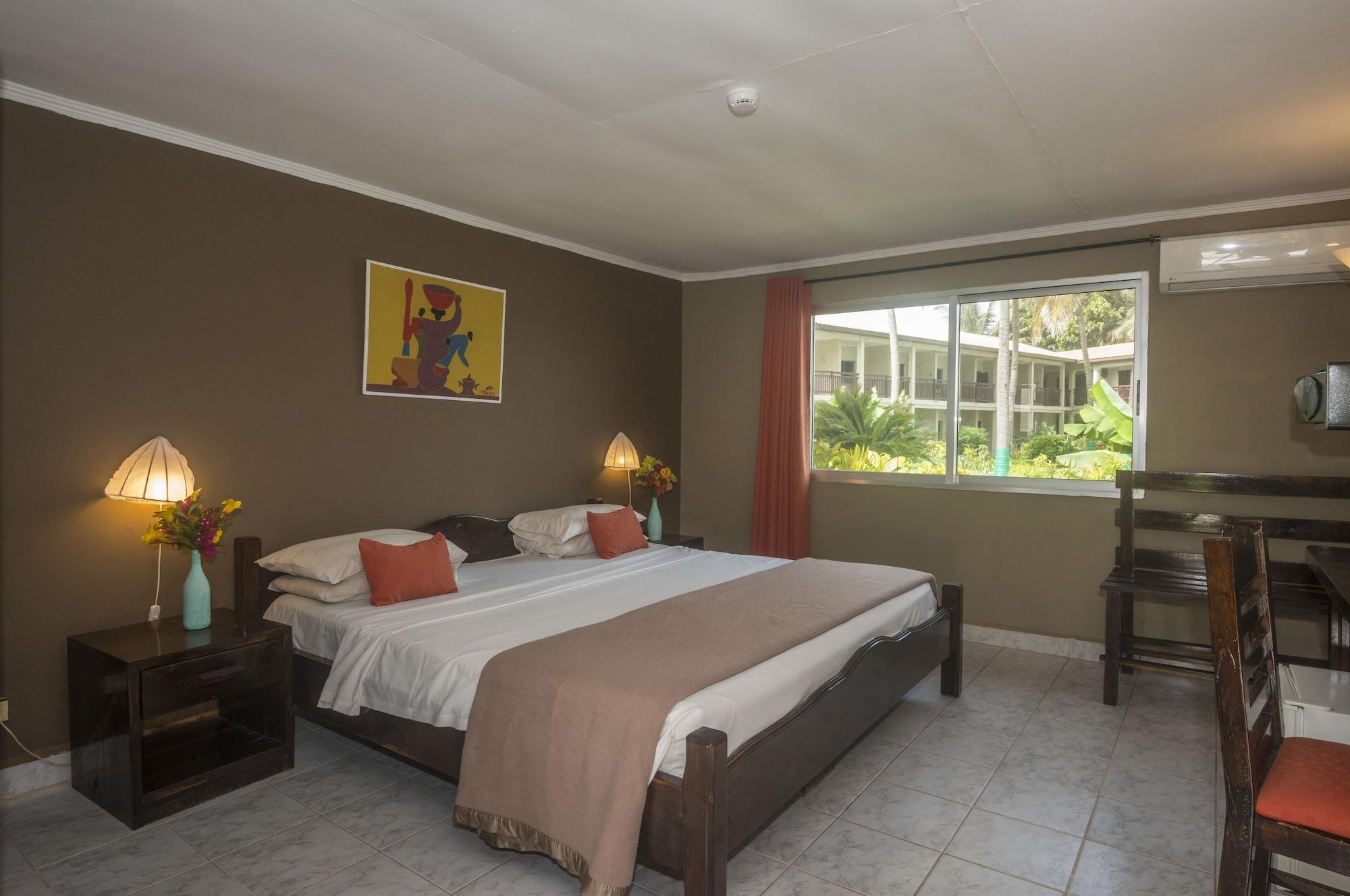 Sunset Beach Hotel Kotu Exterior photo