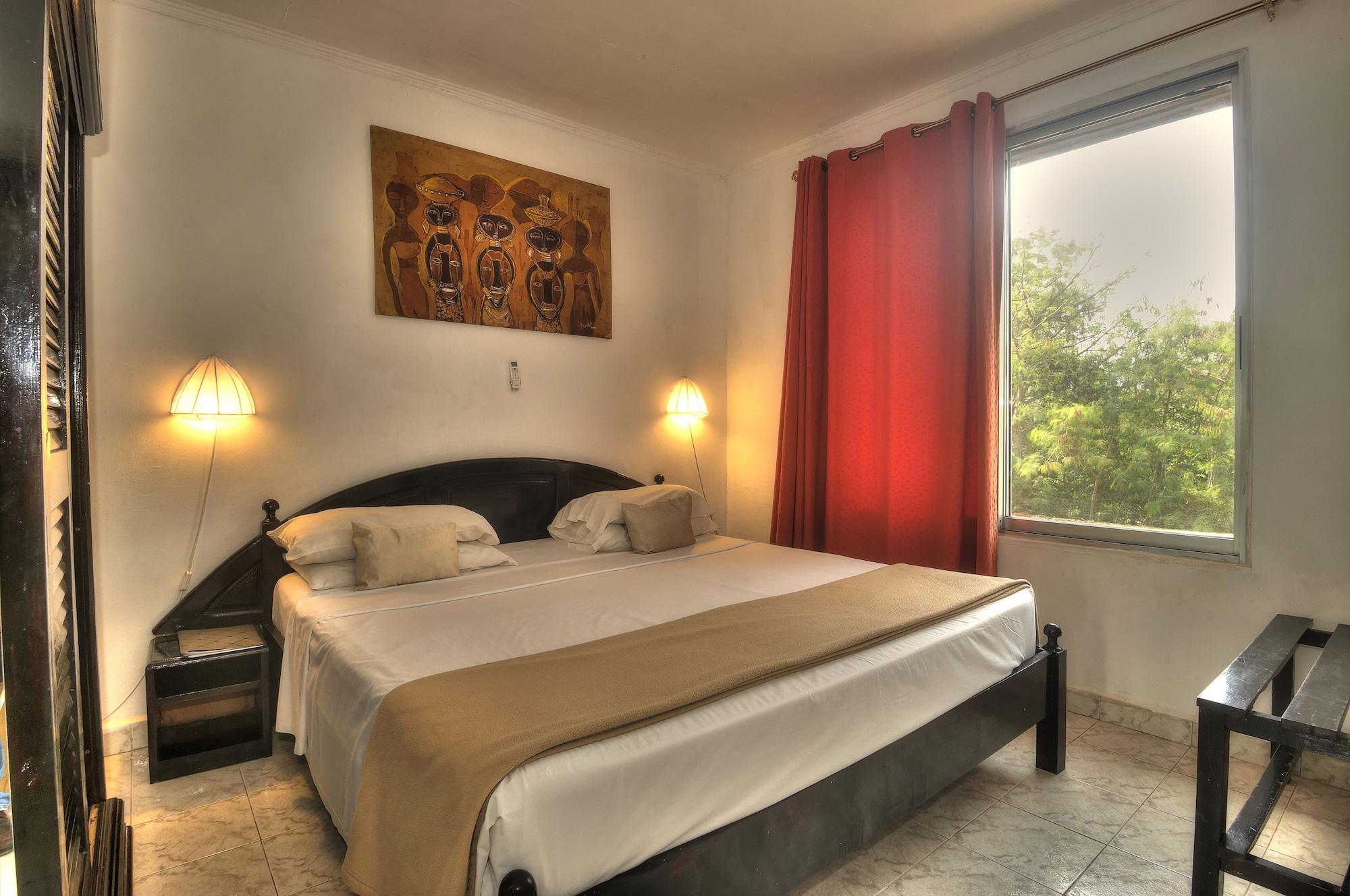 Sunset Beach Hotel Kotu Exterior photo