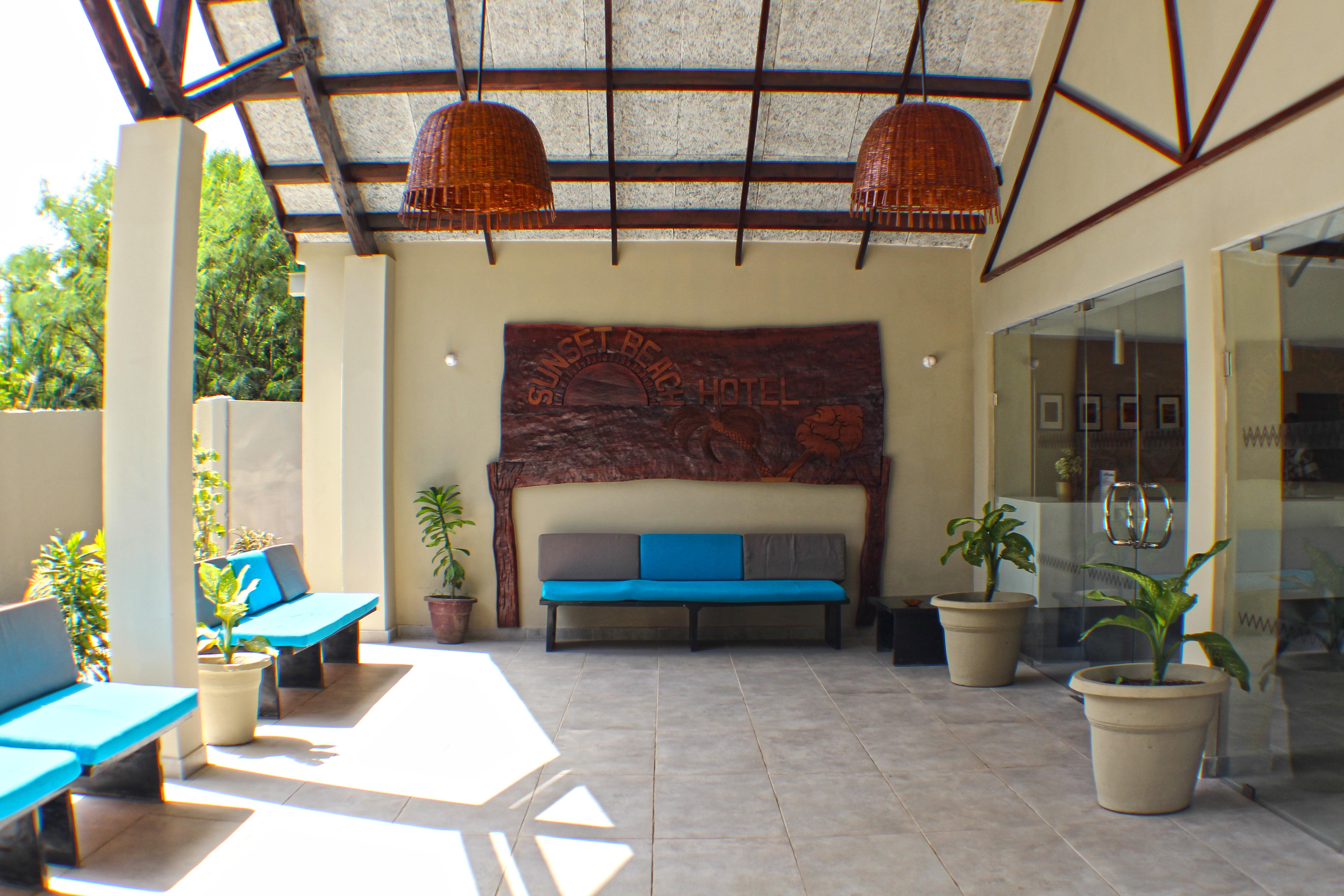 Sunset Beach Hotel Kotu Exterior photo